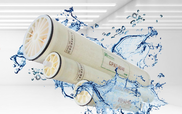 海德能公司推出的反滲透膜包括超低壓反滲透膜元件、低壓高脫鹽率反滲透膜元件、苦咸水淡化膜元件、高壓抗污染膜元件、海水淡化膜元件及家用機(jī)膜元件共六大系列近30個(gè)品種。 <br />
